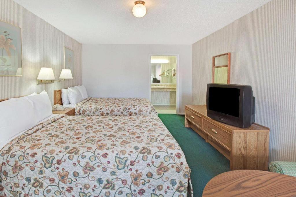 Knights Inn South Houston Tx Esterno foto