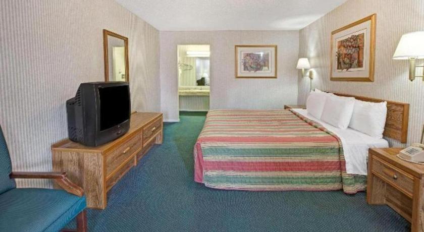Knights Inn South Houston Tx Esterno foto